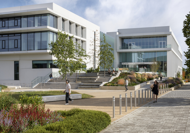 Exterior of the Ray Dolby Centre. © Ståle Eriksen / Jestico + Whiles